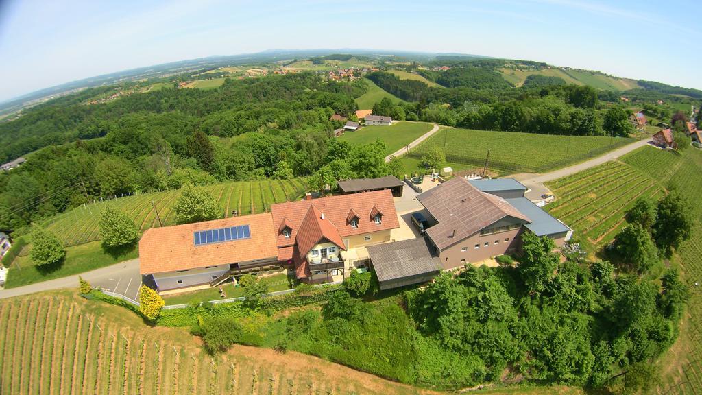 Weingut Gaestezimmer Gruber Еренгаузен Екстер'єр фото