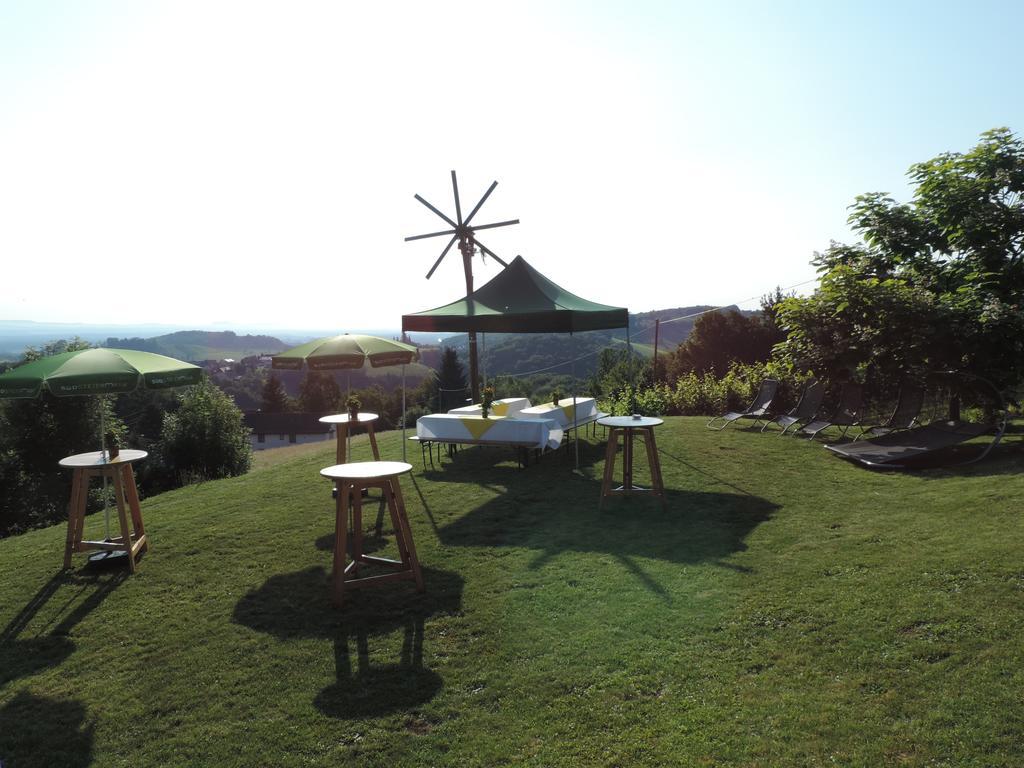 Weingut Gaestezimmer Gruber Еренгаузен Екстер'єр фото